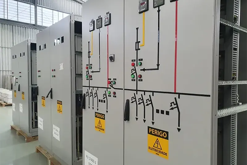 Het belang van AC/DC-elektrische panelen voor de efficiëntie en betrouwbaarheid van elektrische systemen